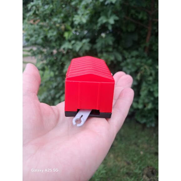 MATTEL Trackmaster Train Car Thomas & Friends Red Box Car 2013 - Picture 4 of 11